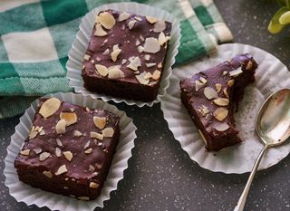 Brownie s bademima