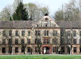 Domobranska vojarna u Sisku - 1