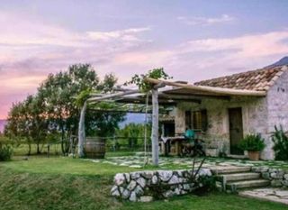 Vineyard Eco Cottage