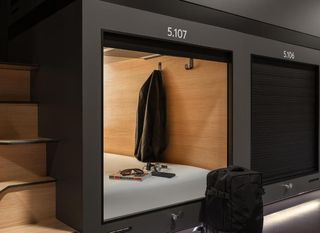 Zedweel Capsule hotel - 2