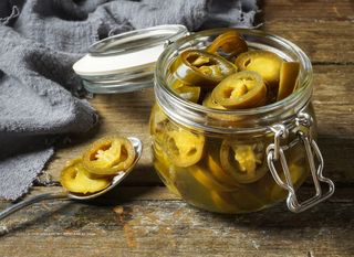 Ukiseljene jalapeno papričice neki nazivaju i kaubojskim bombonima
