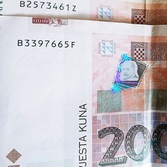 Općine diljem Hrvatske 'love u mutnom': Blokirale isplatu simboličnih stipendija jer 'nema faksa' i 'nema novaca'! Istražili smo je li to ZAKONITO...