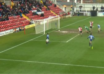 Bizarni gol Macclesfielda (Foto: Screnshot)