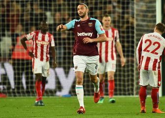 Andy Carroll (Foto: AFP)