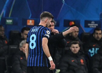 Petar Sučić i Cristian Chivu