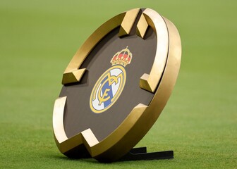 real madrid logo