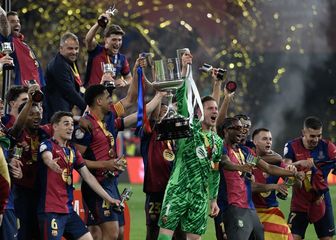 Momčad Barcelone slavi naslov prvaka Španjolske