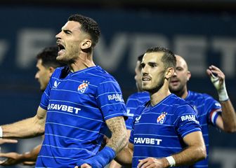 Sandro Kulenović i Dinamovi igrači