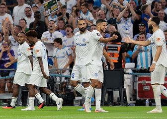 Amine Gouiri slavi pogodak s igračima Marseillea