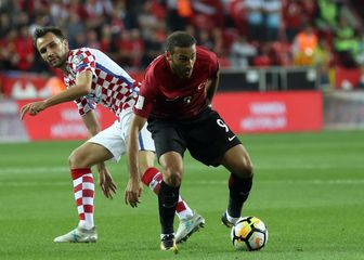 Milan Badelj i Cenk Tosun (Foto: AFP)