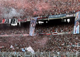 Stadion River Platea - Monumental