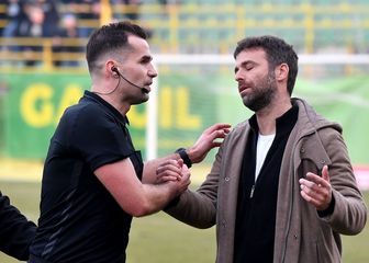 Sudac Čuljak i trener Garcia