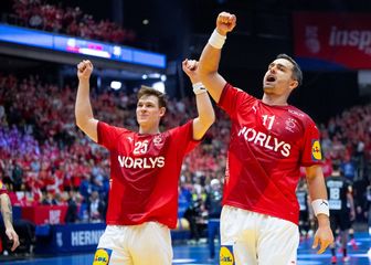 Rasmus Lauge (desno)