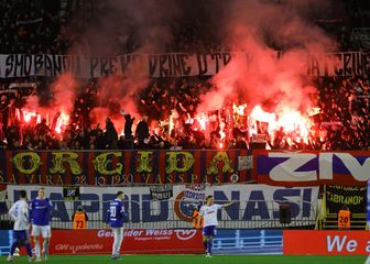 Torcida zapalila plijen