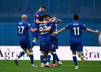 Igrači Dinama slave gol