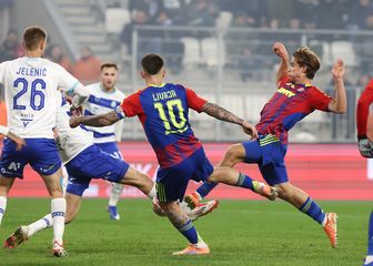 Rokas Pukštas postiže pogodak za 0:2 na Opus Areni