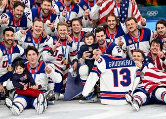 Američki hokejaši nakon Olimpijskog zlata