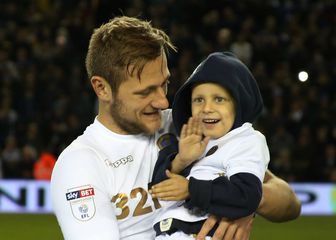 Petogodišnji Toby Nye (Foto: Twitter / Leeds United)