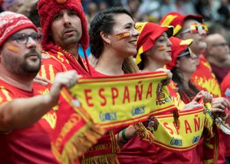 Španjolska navijačica (Foto: AFP)