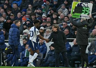 Ozlijeđeni Kudus napušta utakmicu Tottenham - Sunderland