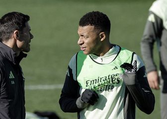 Xabi Alonso i Kylian Mbappe