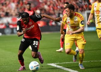 Josip Juranović (desno)