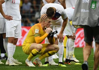 Englezi u očaju nakon poraza od Hrvatske (Foto: AFP)