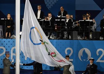 Podizanje olimpijske zastave