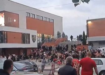 Stampedo ispred Marakane