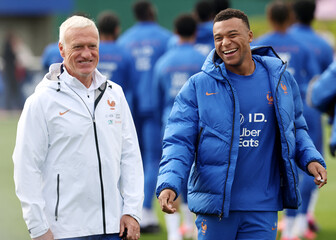 Mbappe i Deschamps