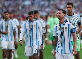 Lionel Messi i suigrači