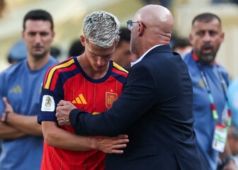 Dani Olmo i Luis de la Fuente