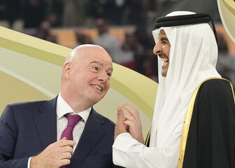Infantino i Sheikh Tamim bin Hamad al-Thani