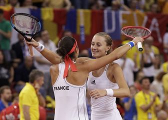 Francuskinje slave pobjedu u Fed Cupu (Foto: AFP)