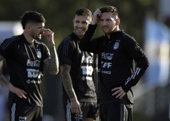 Messi, De Paul i Paredes
