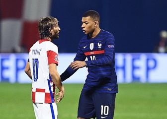 Luka Modrić i Kylian Mbappe