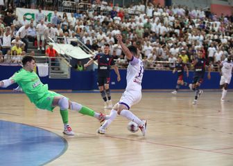 Novo Vrijeme Makarska - Osijek Kandit