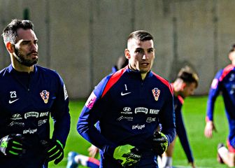 Ivica Ivušić i Dominik Livaković