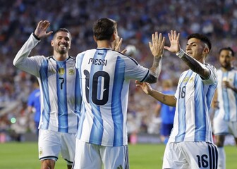 Messi i suigrači iz reprezentacije Argentine