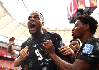 Larin slavi gol Kanade