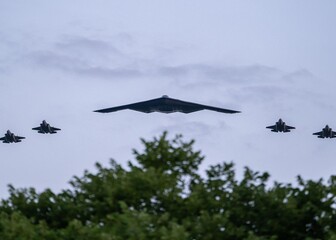 B-2 bombarderi