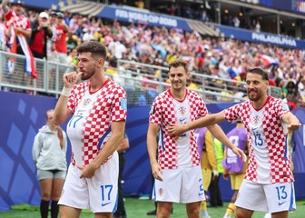 Petar Sučić slavi gol Gani