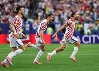 Vatreni slave gol Vlašića