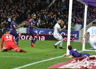 Mitroglou postiže pobjednički gol za Marseille (Foto: AFP)