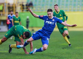 Luka Menalo protiv Istre