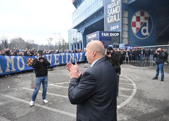 Velimir Zajec pred navijačima Dinama u Maksimiru