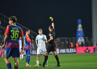 Toni Fruk dobio žuti karton