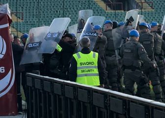 Antonio Bandić u pratnji policije