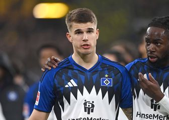 Torunarigha tješi Vuškovića