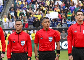 Sudačka postava na utakmici Brazil - Francuska